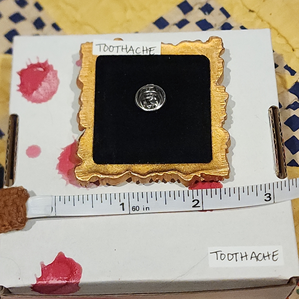 Vampire Teeth Pin - Picture 3 of 3
